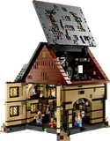 Disney Hocus Pocus: The Sanderson Sisters' Cottage