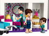 Heartlake City Shopping Mall