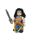 Wild DC/Marvel Minifigures Set