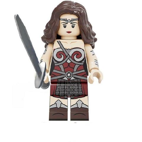 Queen Maeve Minifigure