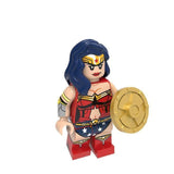 Wild DC/Marvel Minifigures Set