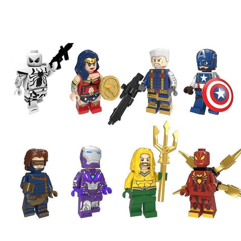 Wild DC/Marvel Minifigures Set