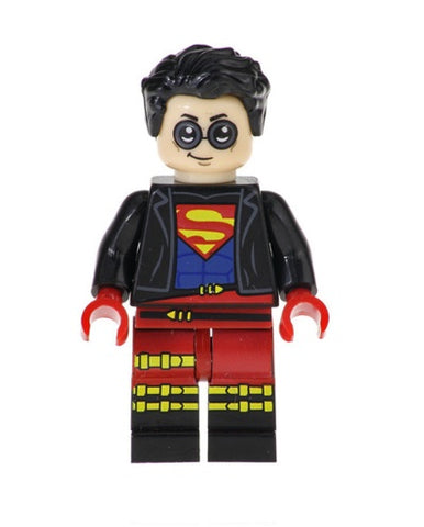 DC Superboy Minifigure
